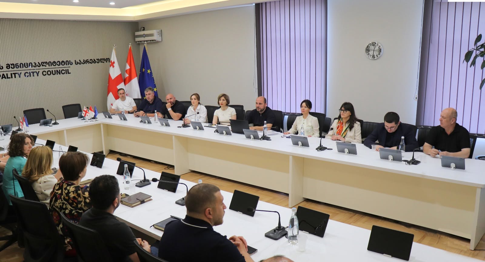 ქუჩების დამისამართების საკითხებთან დაკავშირებით შექმნილმა სამუშაო ჯგუფმა მორიგი შეხვედრა გამართა