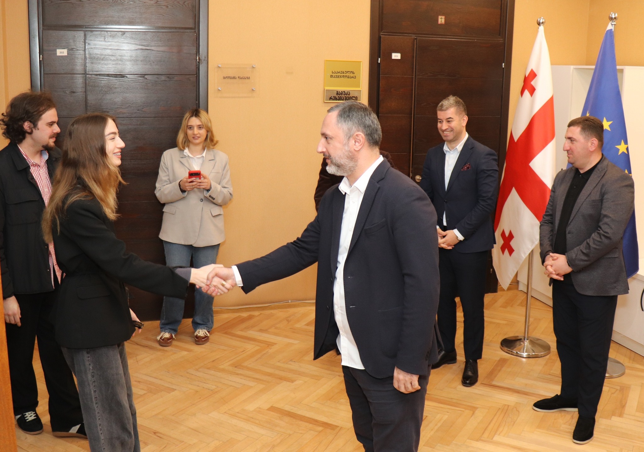 რუსთავის საკრებულოში პირველად, სტუდენტური სტაჟირების პროგრამა ,,წარმოადგინე შენი ქალაქი” დაიწყო